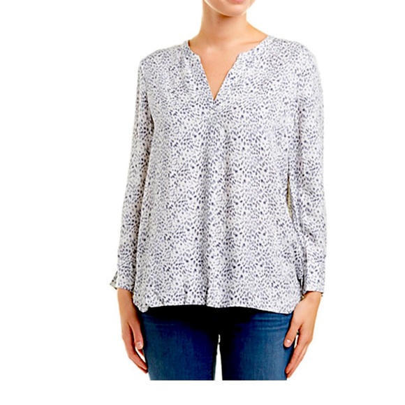 Soft Joie Tops - Soft Joie Raakel Top XXS animal print grey and white